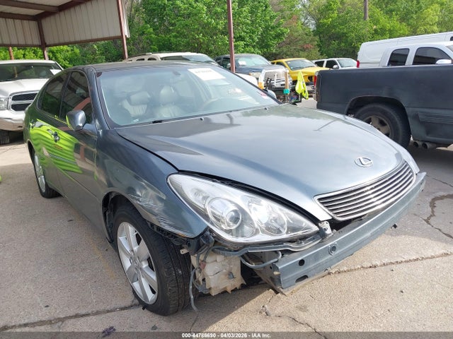 Salvage Lexus Es Image