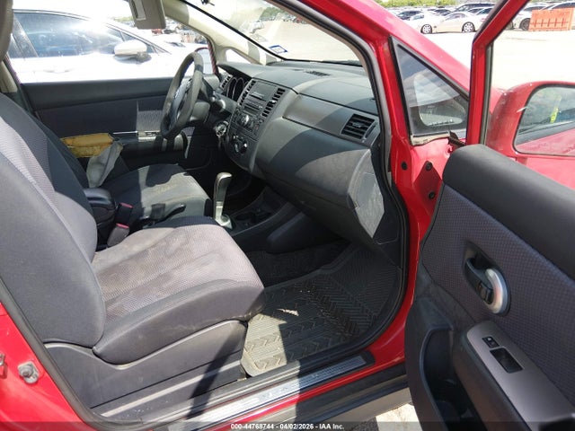 Nissan Versa 1.8sl