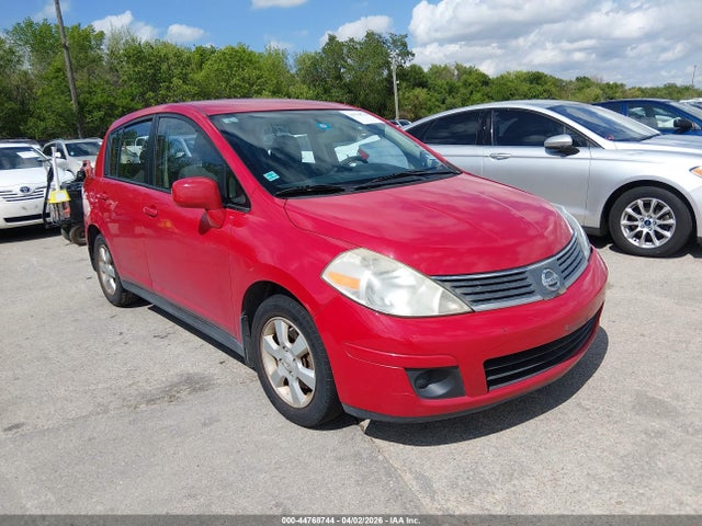 Salvage Nissan Versa Image