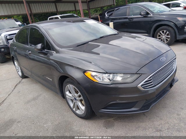 Salvage Ford Fusion Image