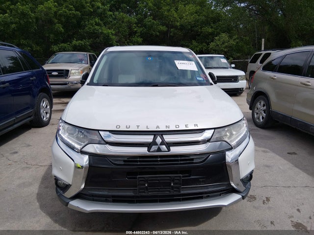 Mitsubishi Outlander Se