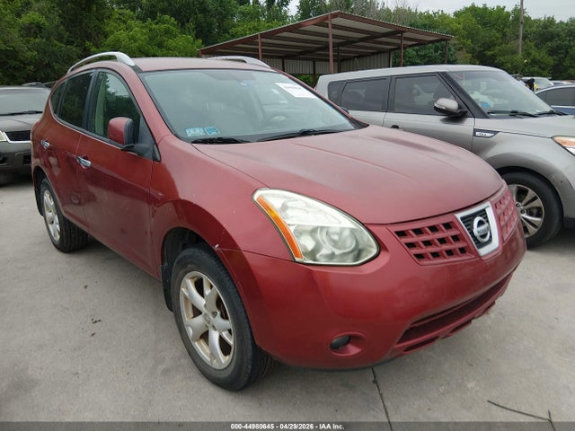 Salvage Nissan Rogue Image