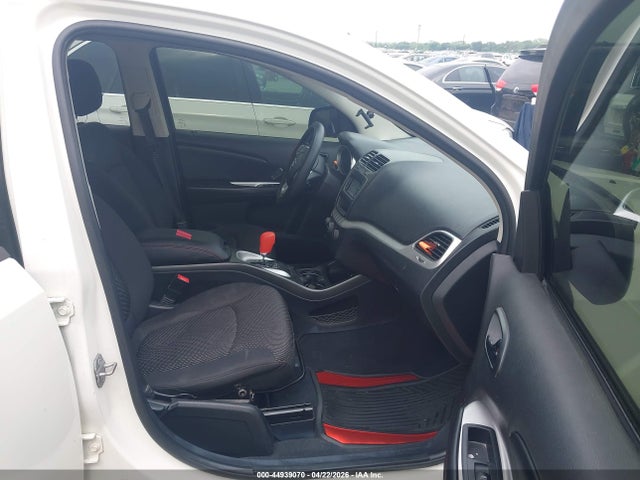 Dodge Journey Se