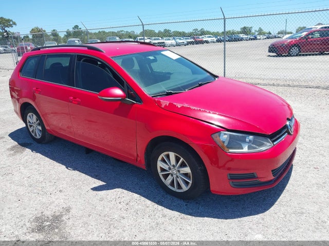 Salvage Volkswagen Golf Image