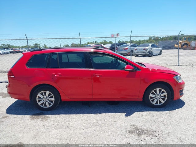 Volkswagen Golf Tsi S 4-door