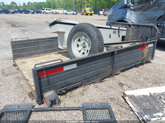 Trailer Trailer