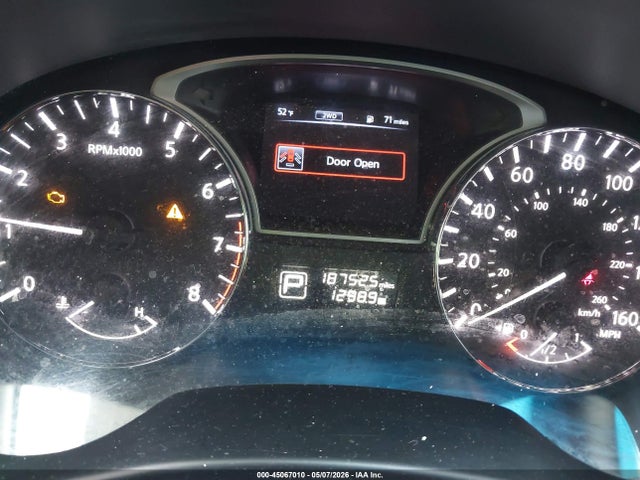 Nissan Pathfinder S
