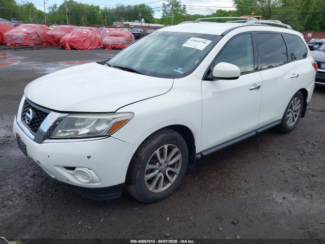 Nissan Pathfinder S