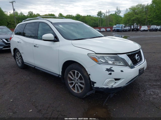 Nissan Pathfinder S