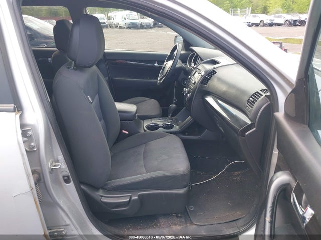 Kia Sorento Lx V6