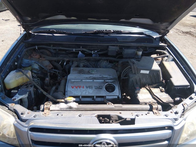 Toyota Highlander V6