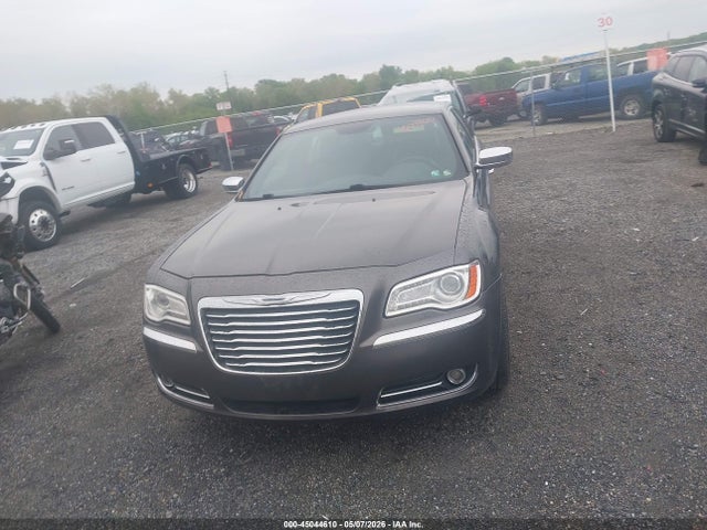 Chrysler 300c Awd