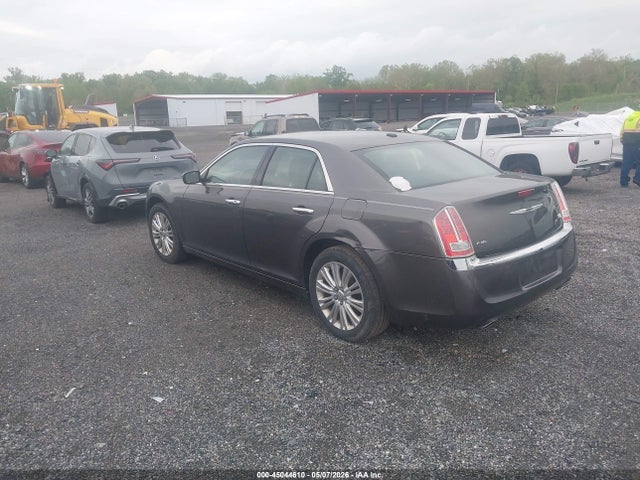 Chrysler 300c Awd