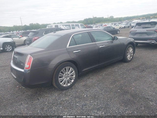 Chrysler 300c Awd