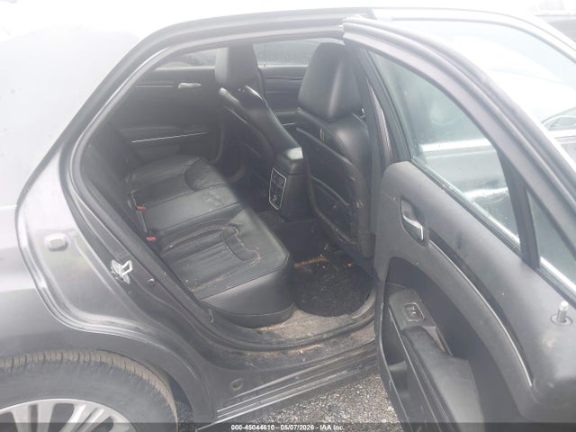 Chrysler 300c Awd