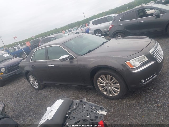Chrysler 300c Awd