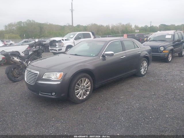 Chrysler 300c Awd