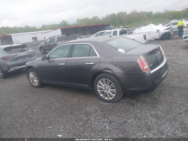 Chrysler 300c Awd