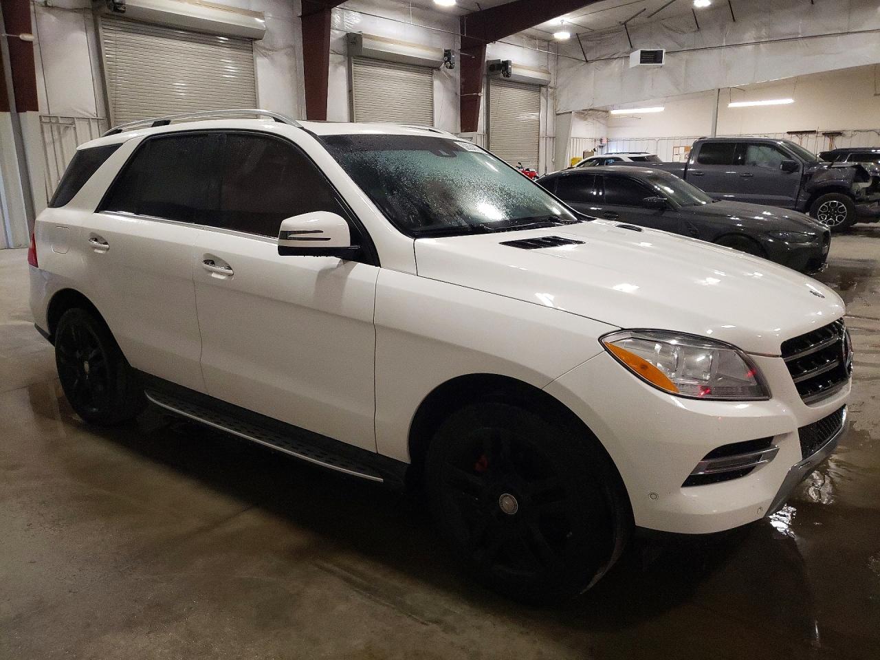 Mercedes-Benz M-Class 350 4matic