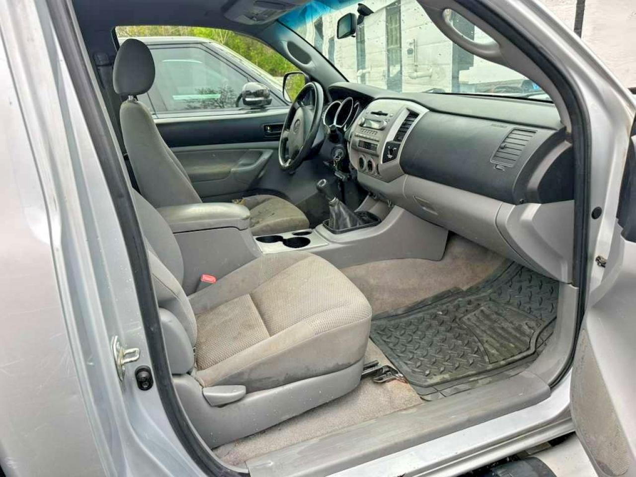 Toyota Tacoma Base