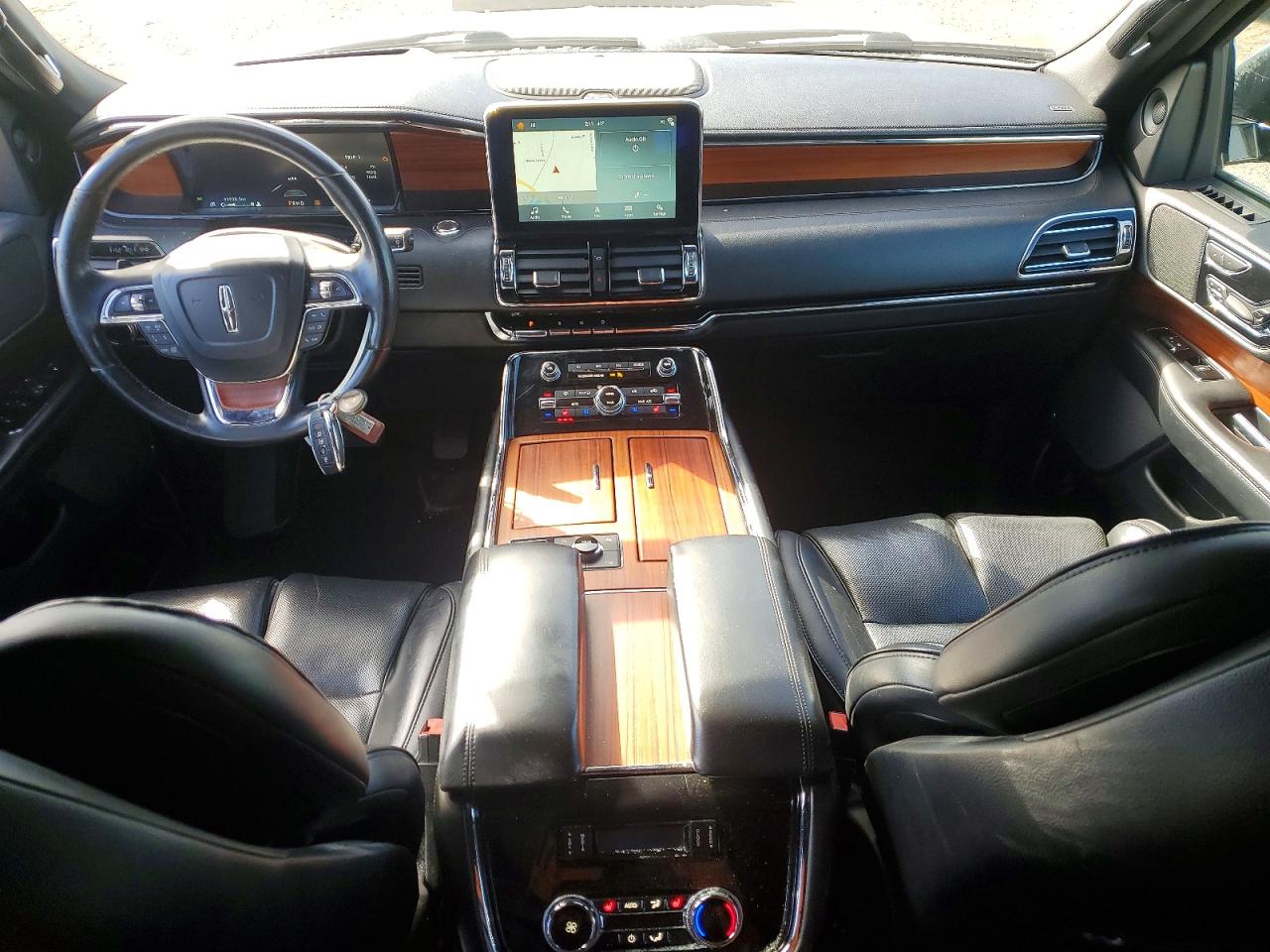Lincoln Navigator Reserve