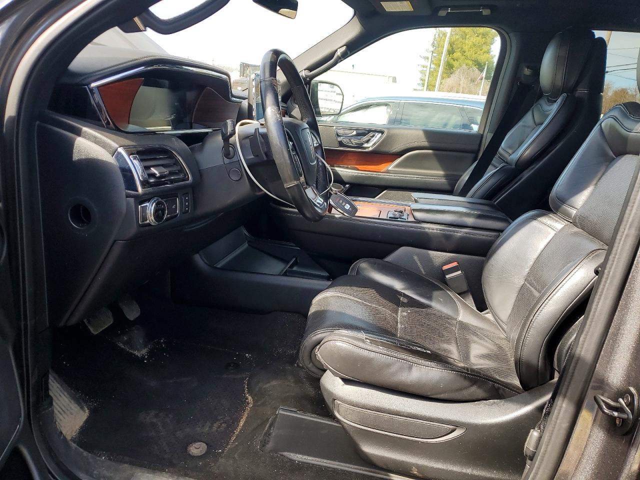 Lincoln Navigator Reserve