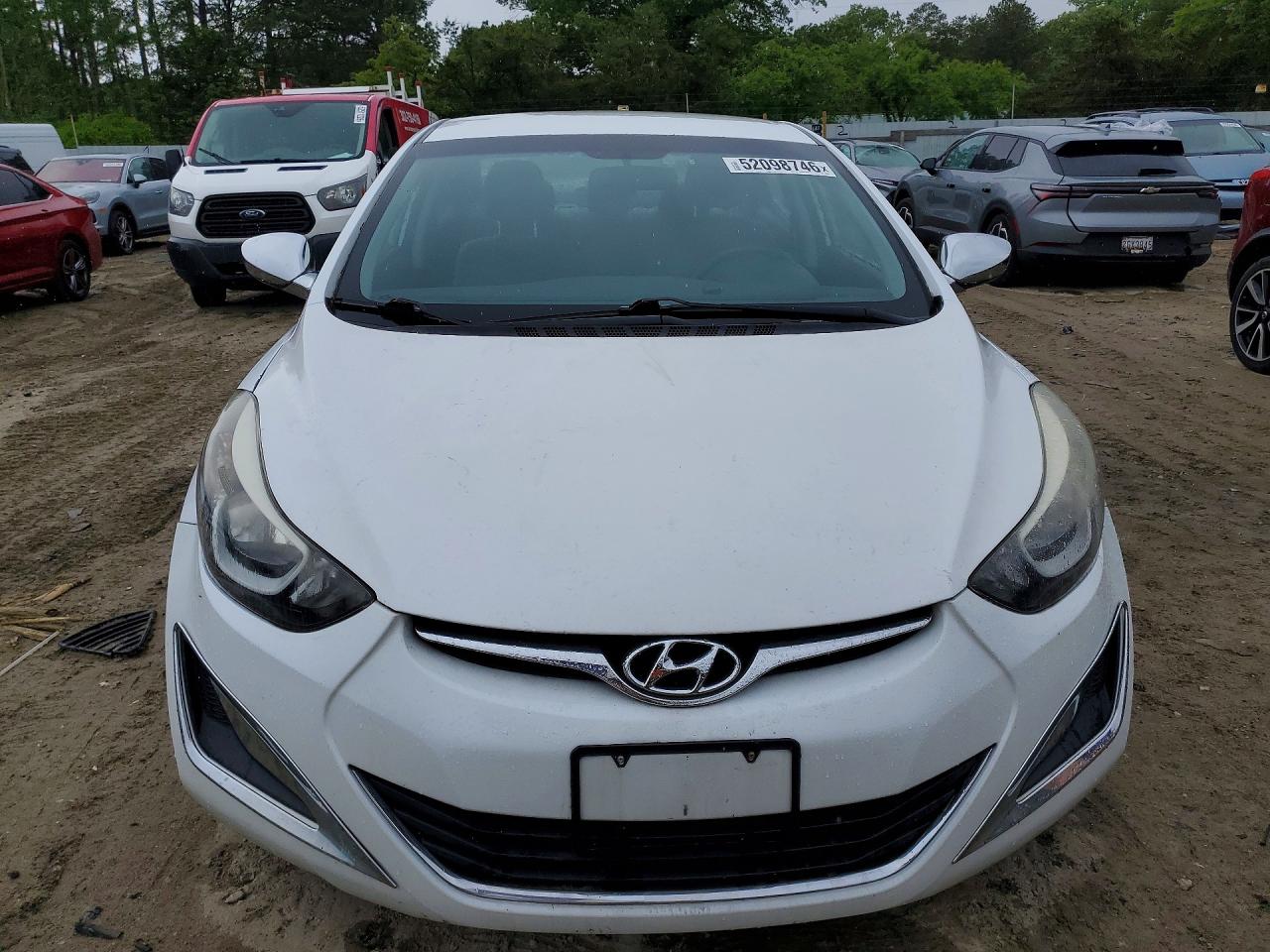 Hyundai ELANTRA Se