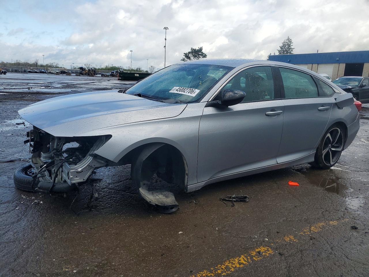 Salvage Honda Accord Image