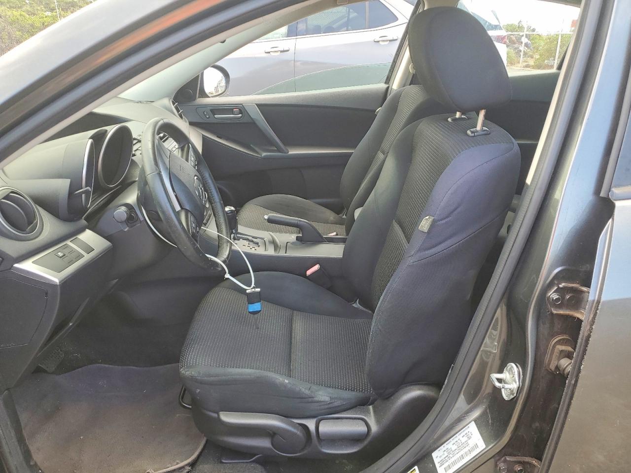 Mazda 3 I