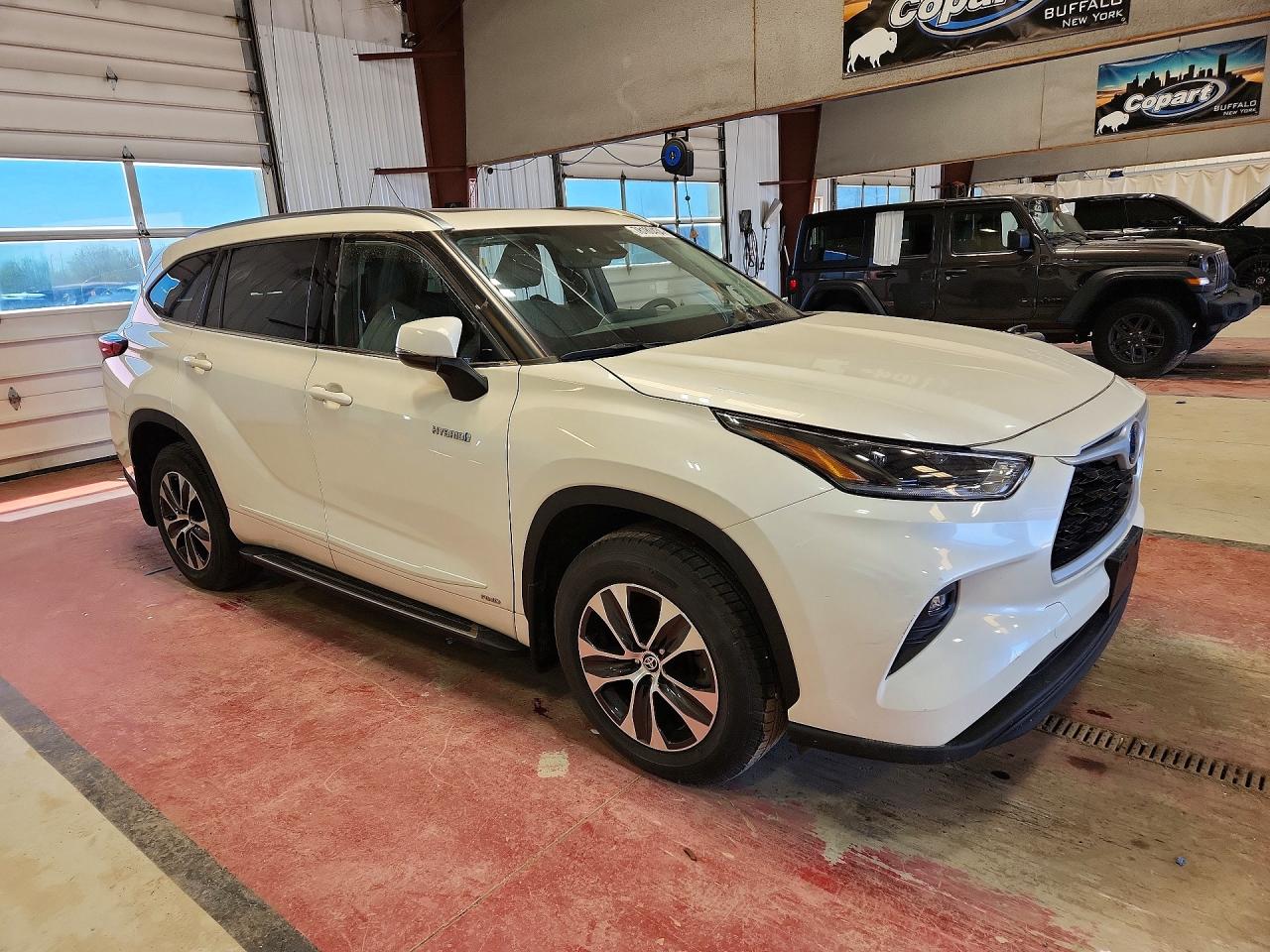 Toyota Highlander Hybrid Xle