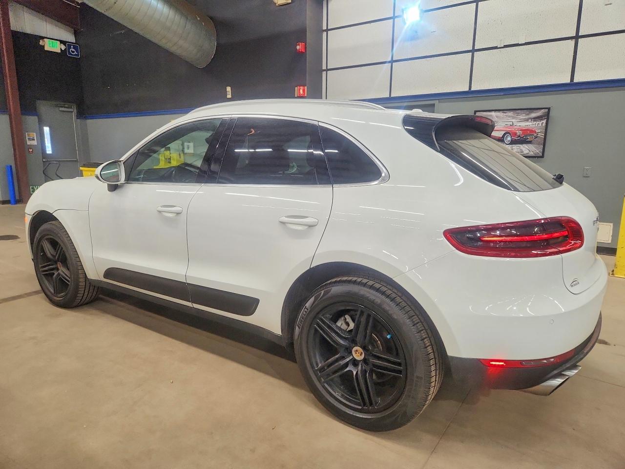 Porsche Macan S