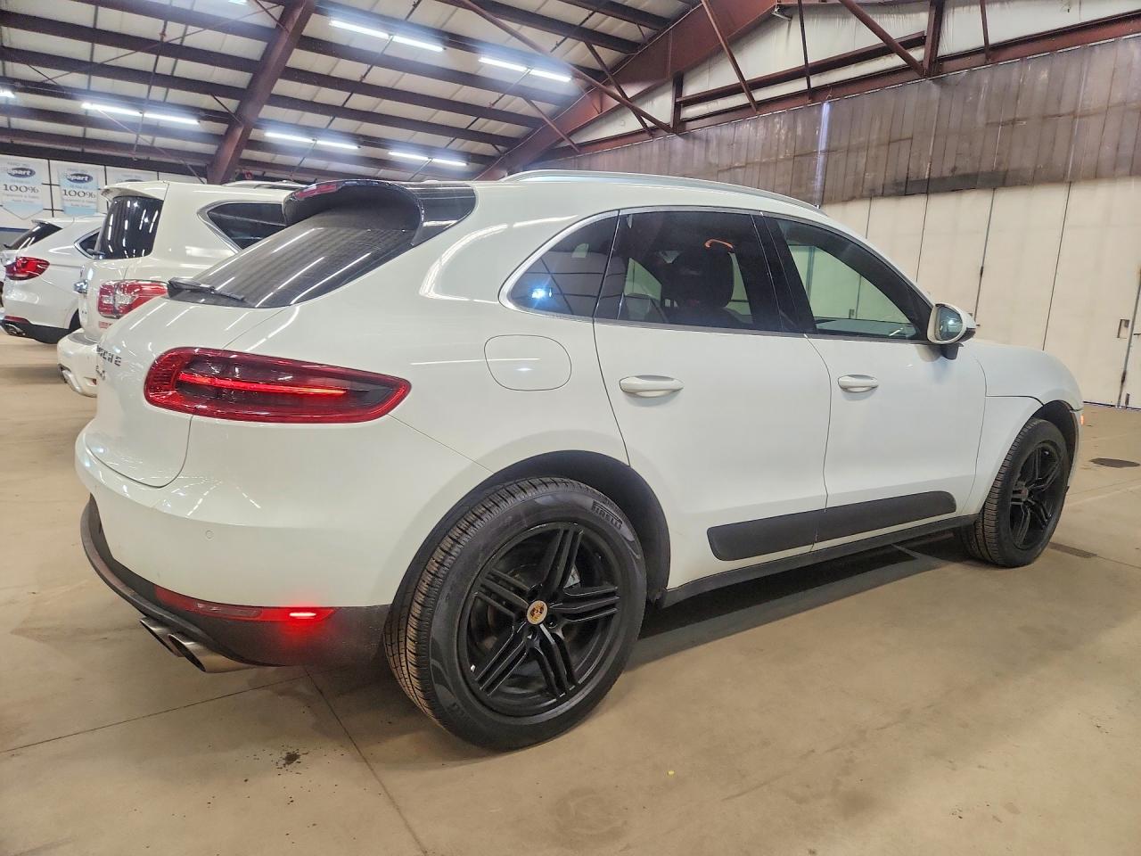 Porsche Macan S