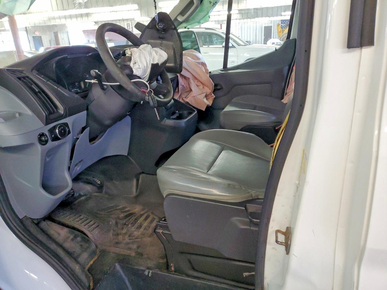Ford Transit T-250