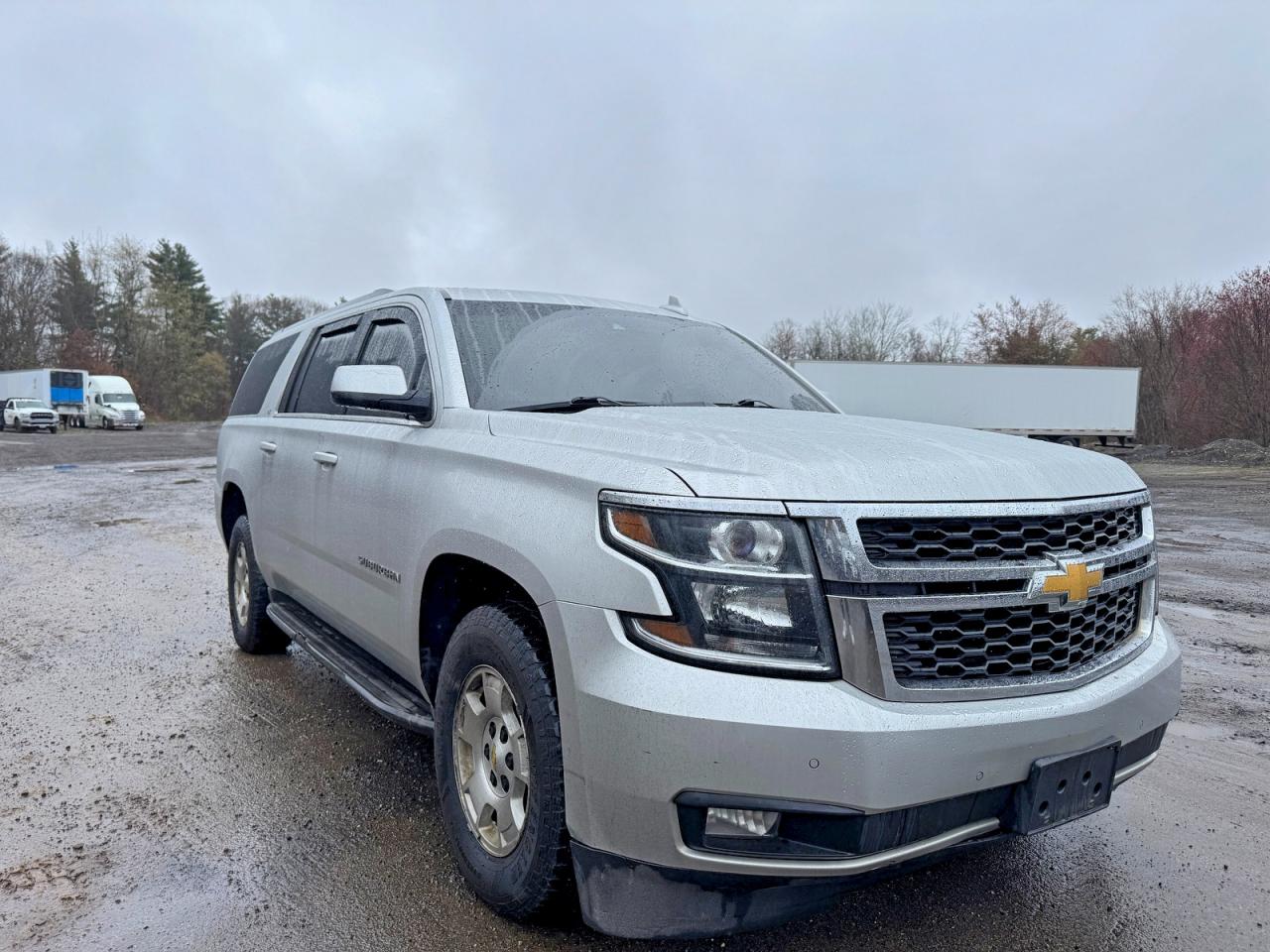 Salvage Chevrolet Suburban Image