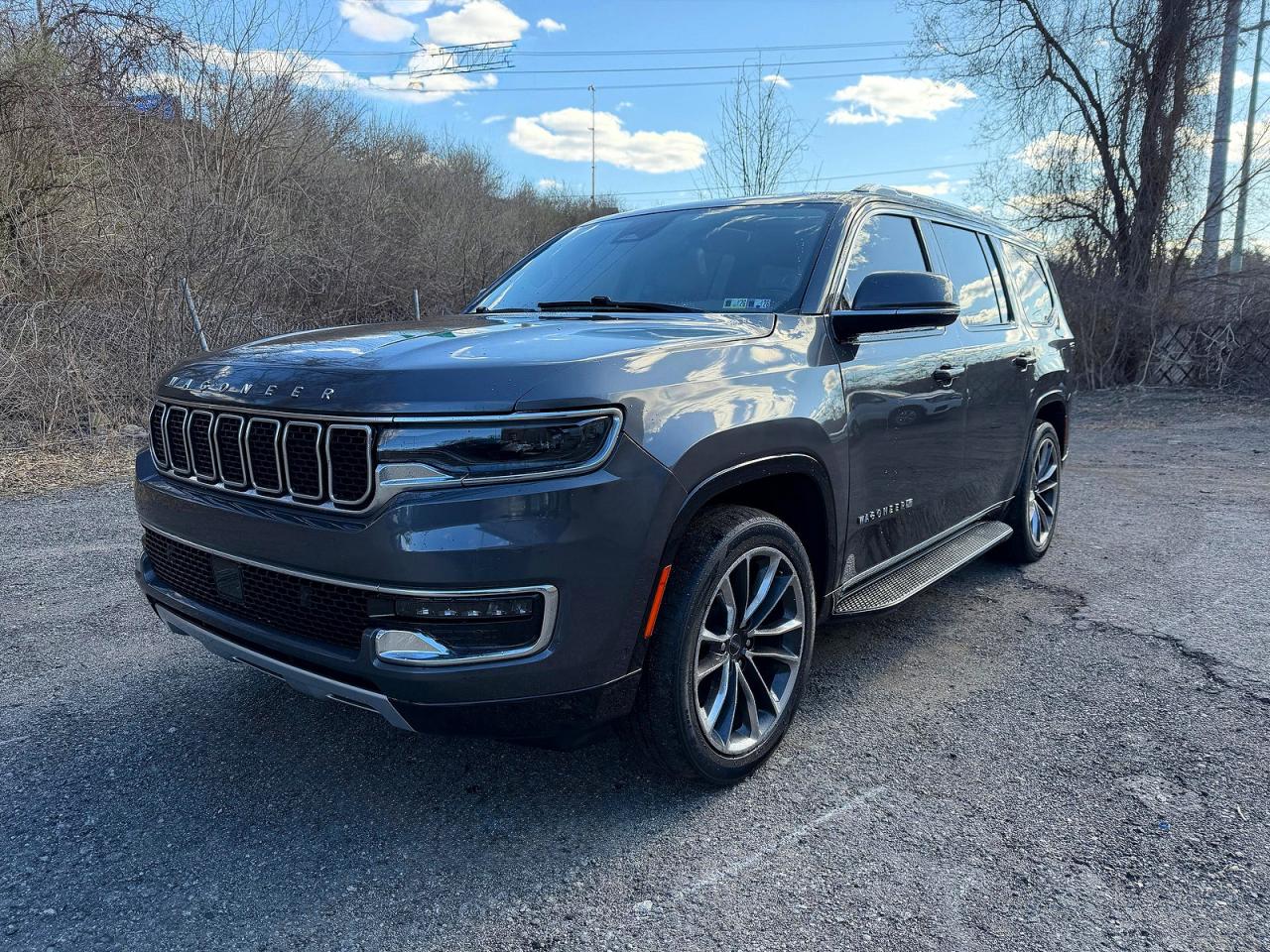 2022 Jeep Wagoneer 1C4SJVBT4NS******