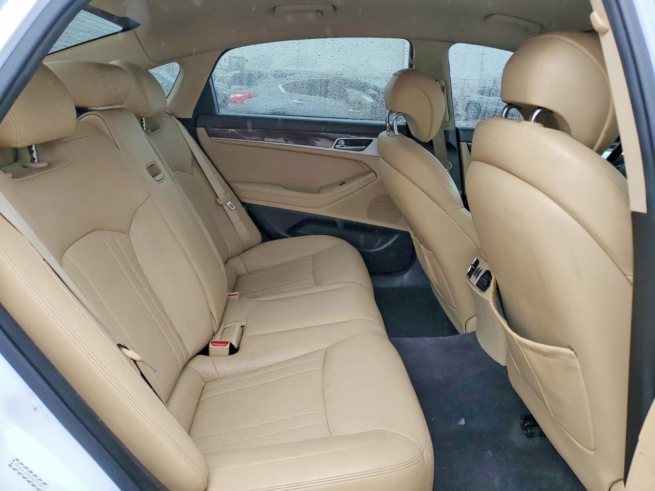Hyundai Genesis 3.8l