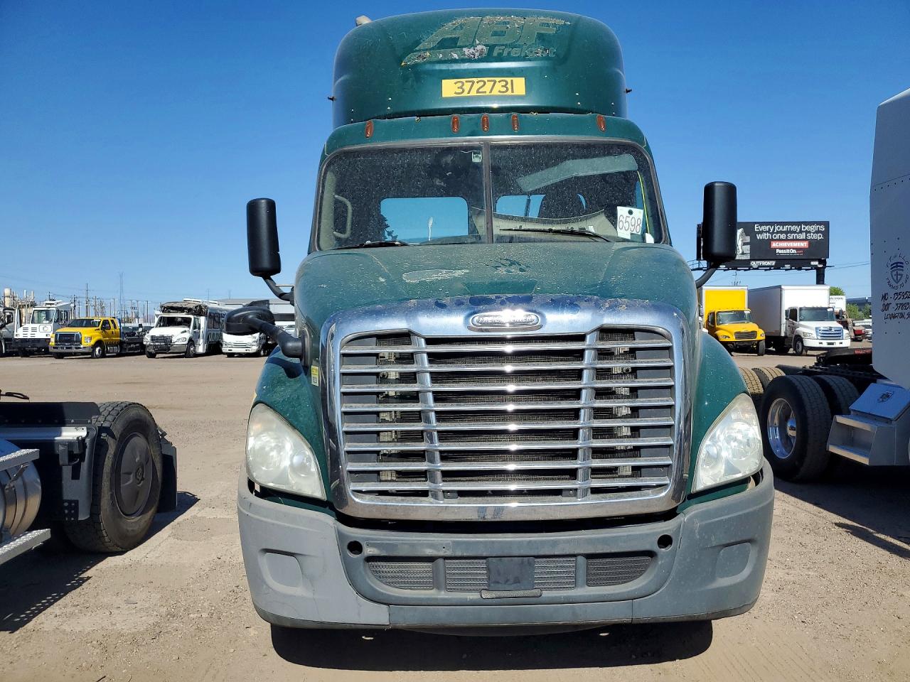 Freigliner Cascadia 113