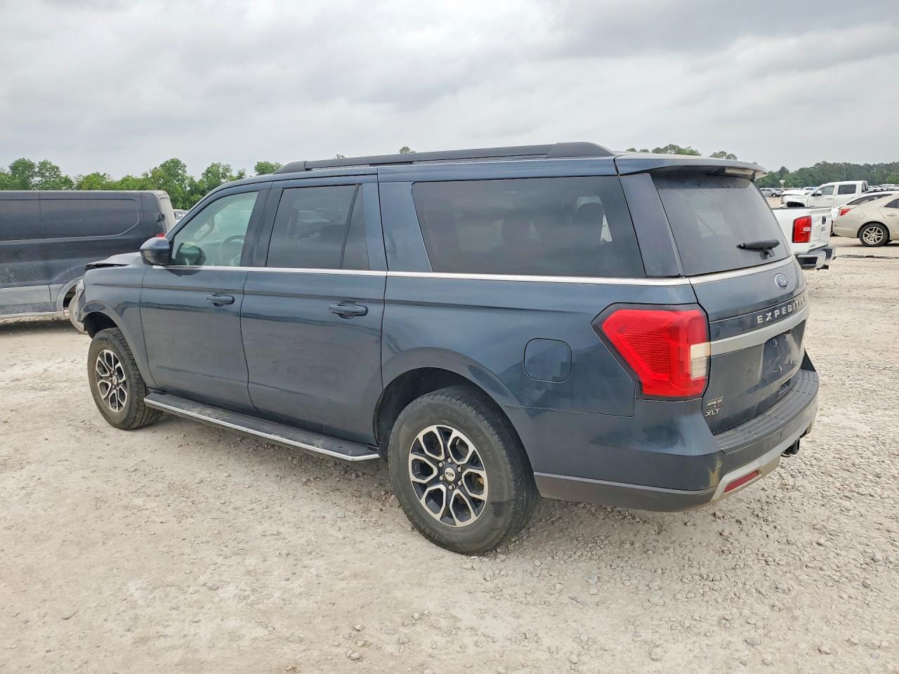 Ford Expedition Max Xlt