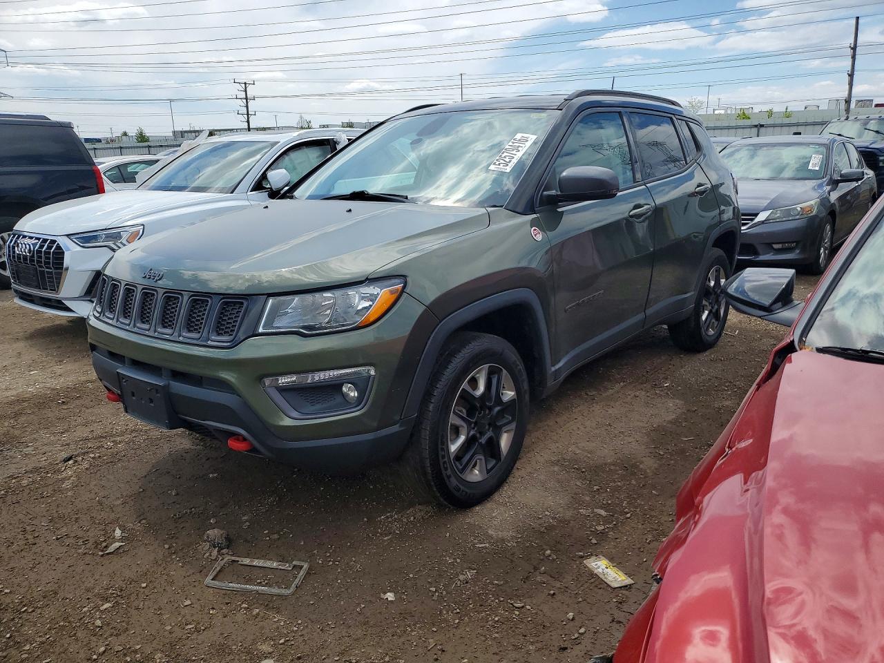 Salvage Jeep Compass Image