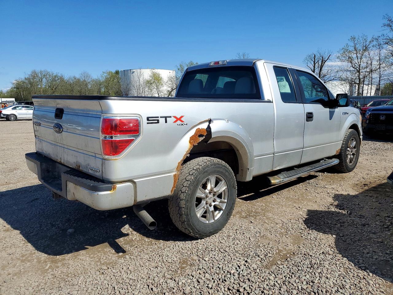 Ford F-150 Super Cab