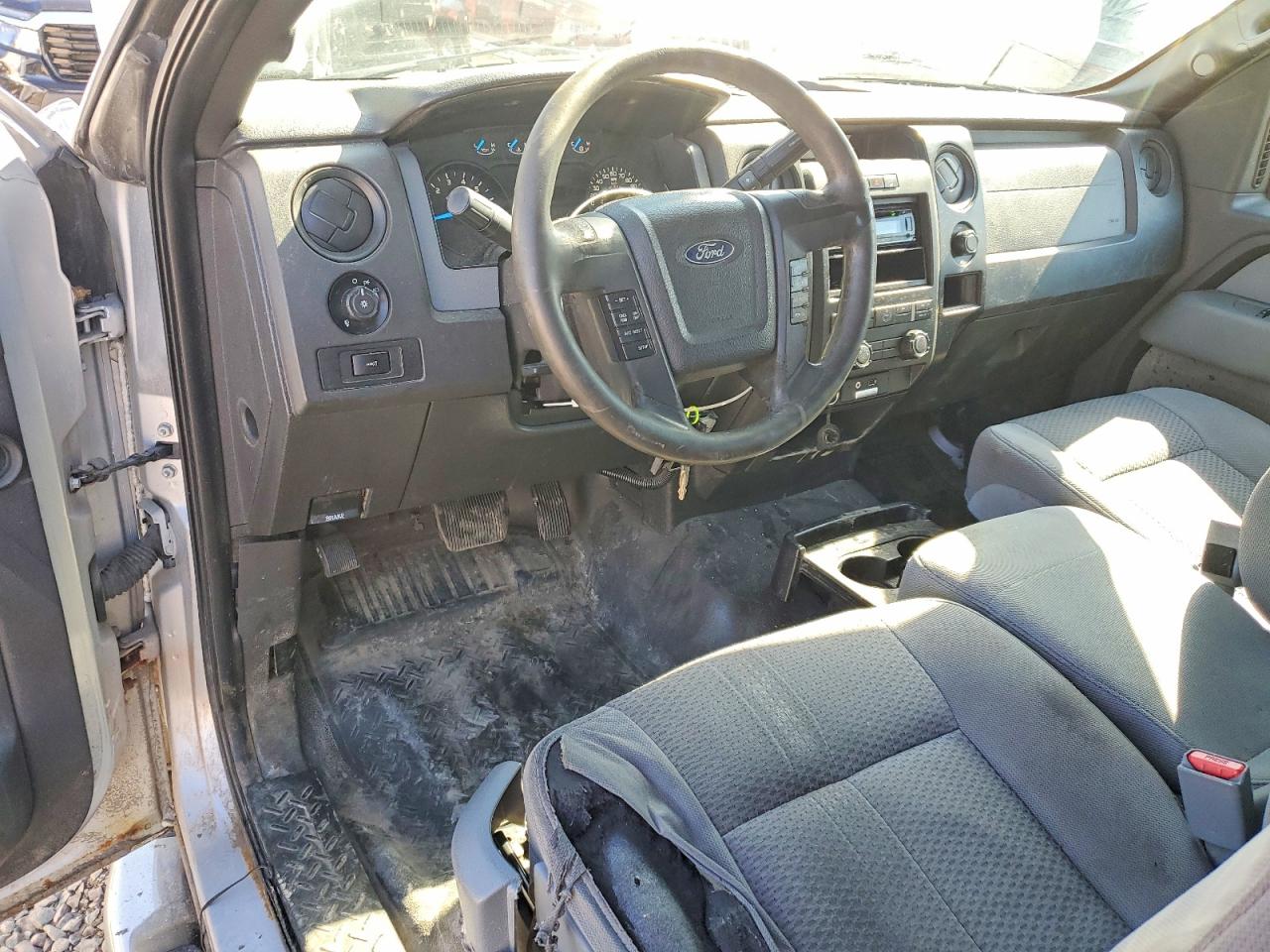 Ford F-150 Super Cab
