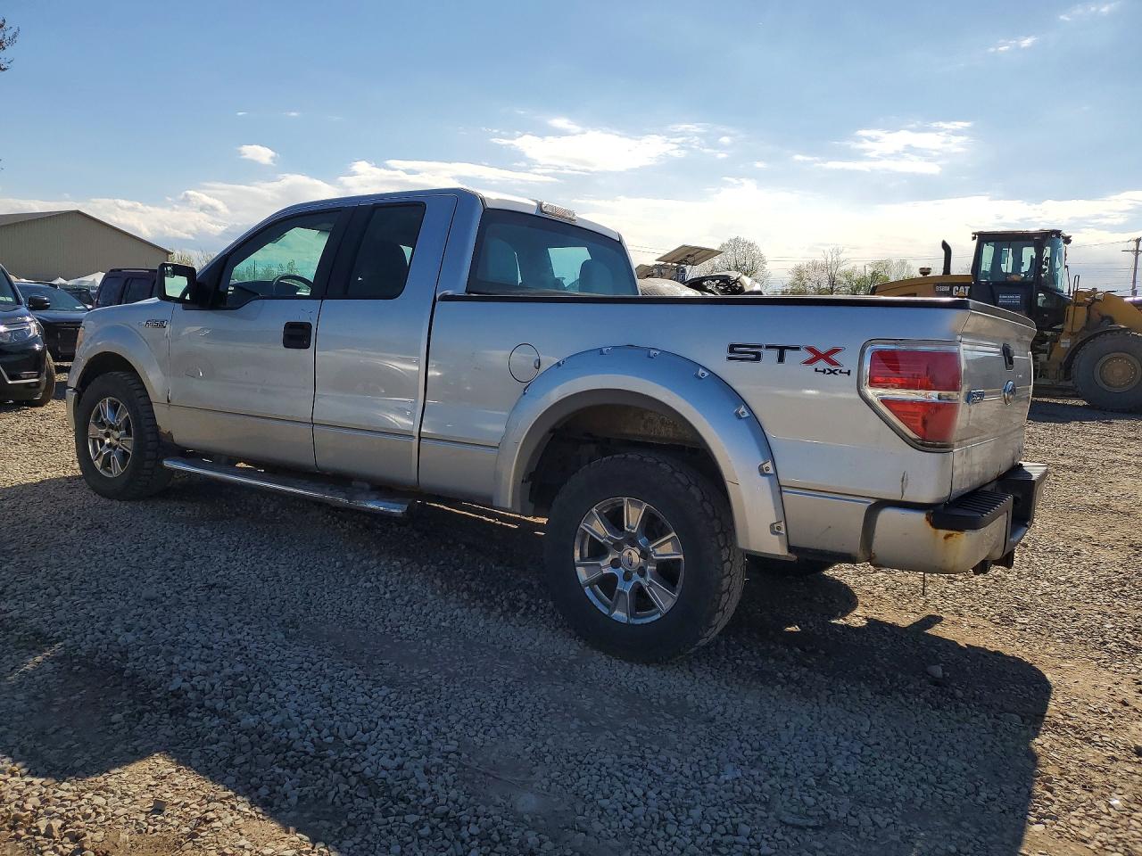 Ford F-150 Super Cab