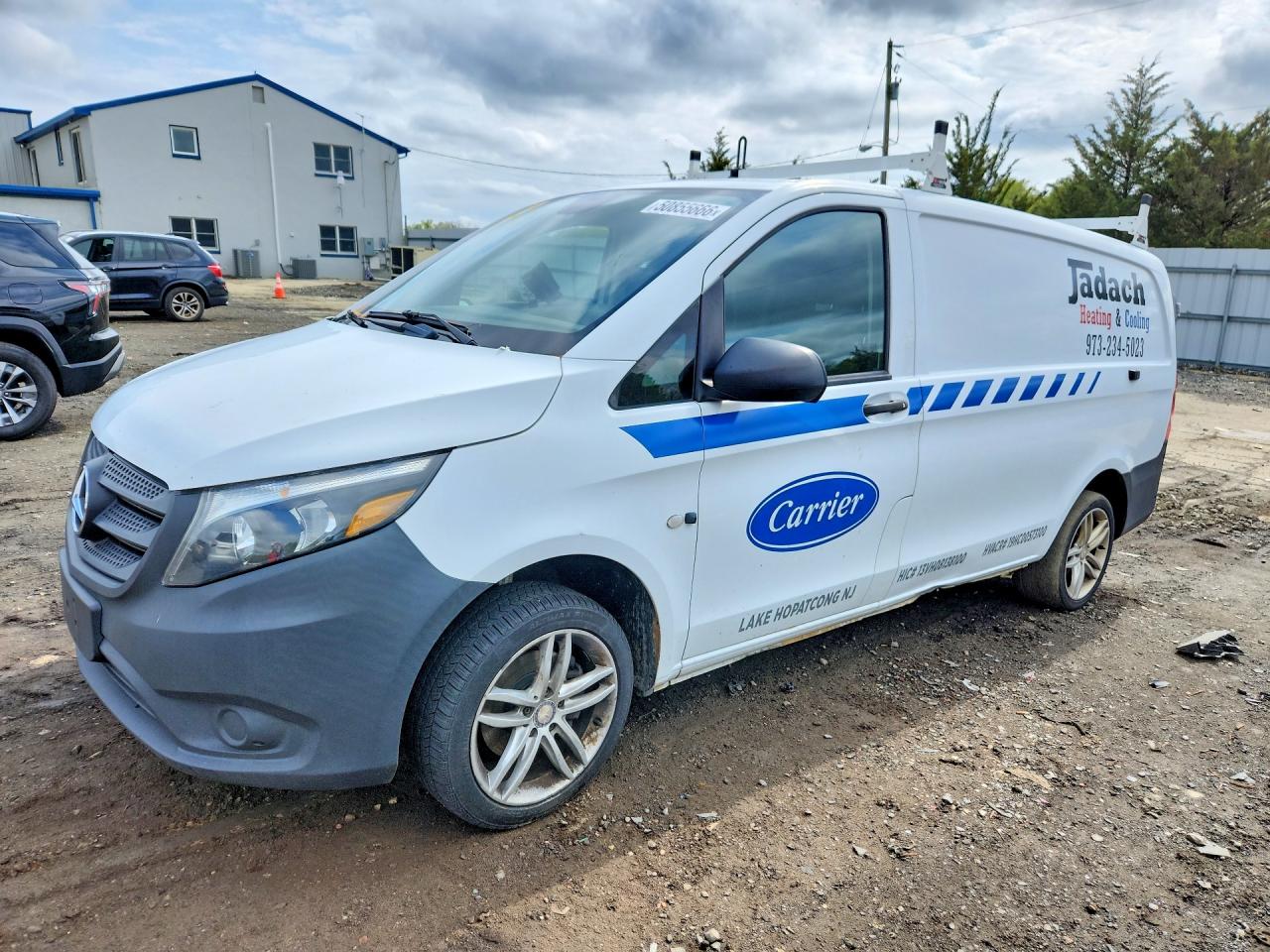 Salvage Mercedes-Benz Metris Image