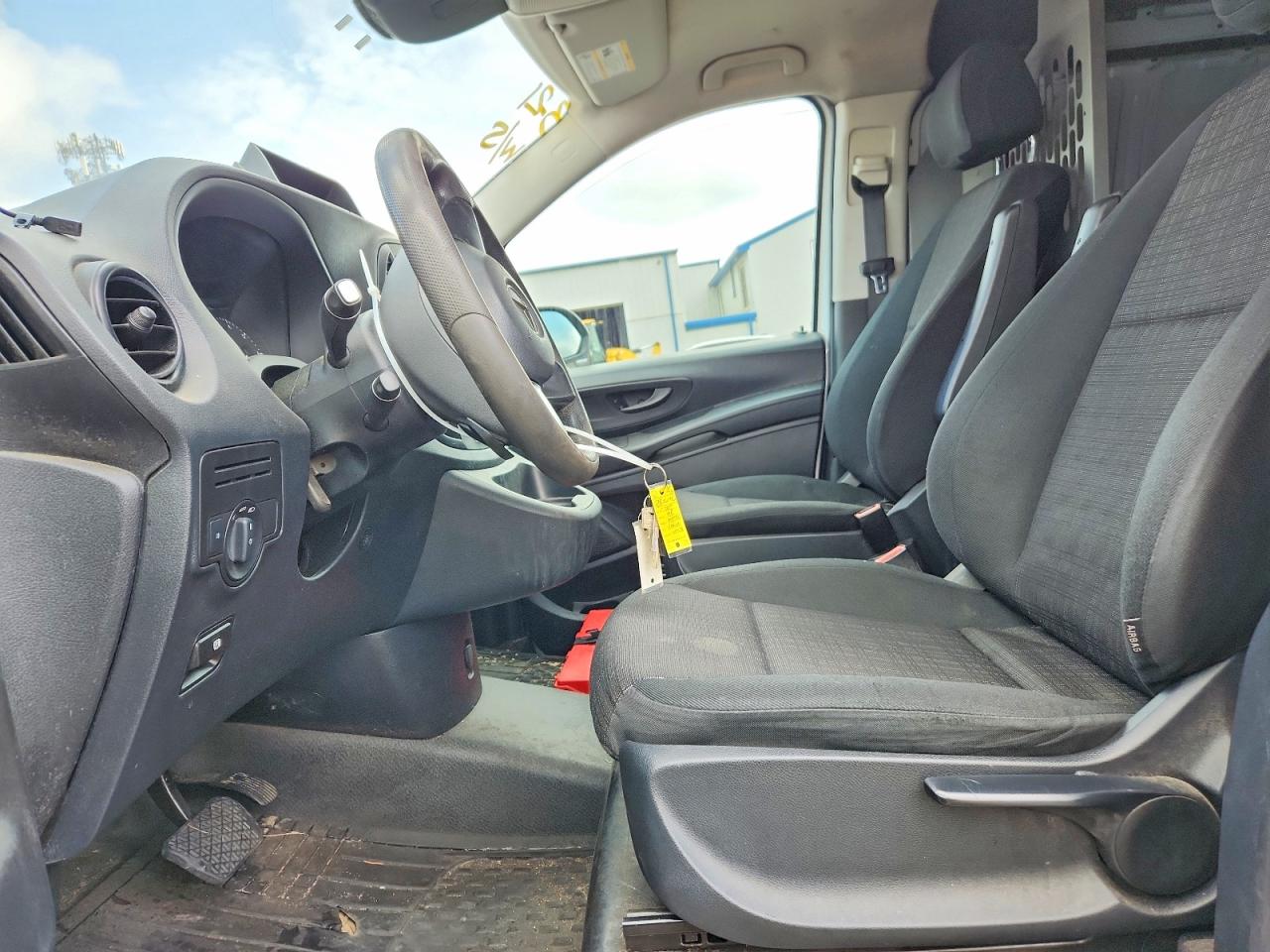 Mercedes-Benz Metris