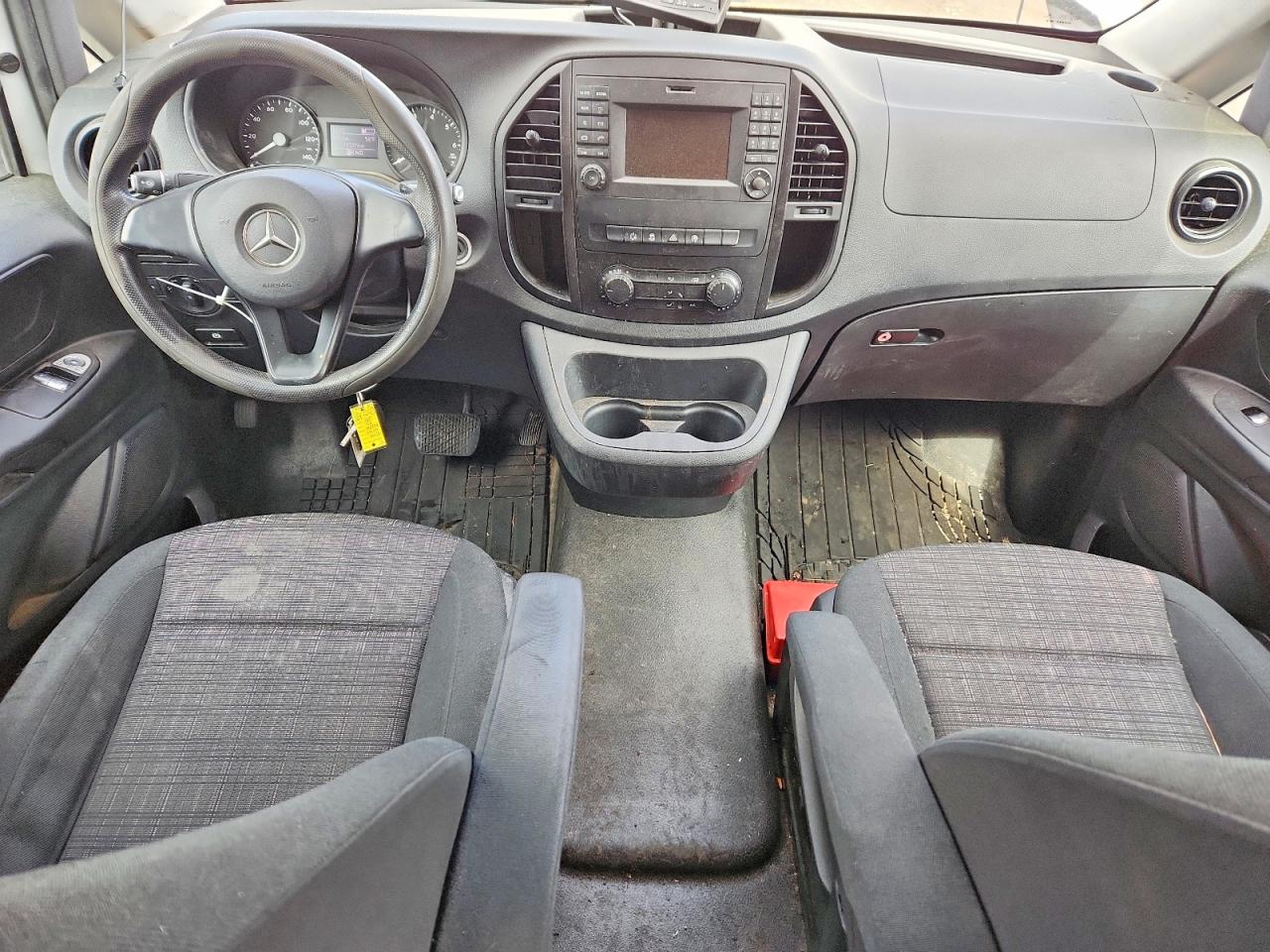 Mercedes-Benz Metris