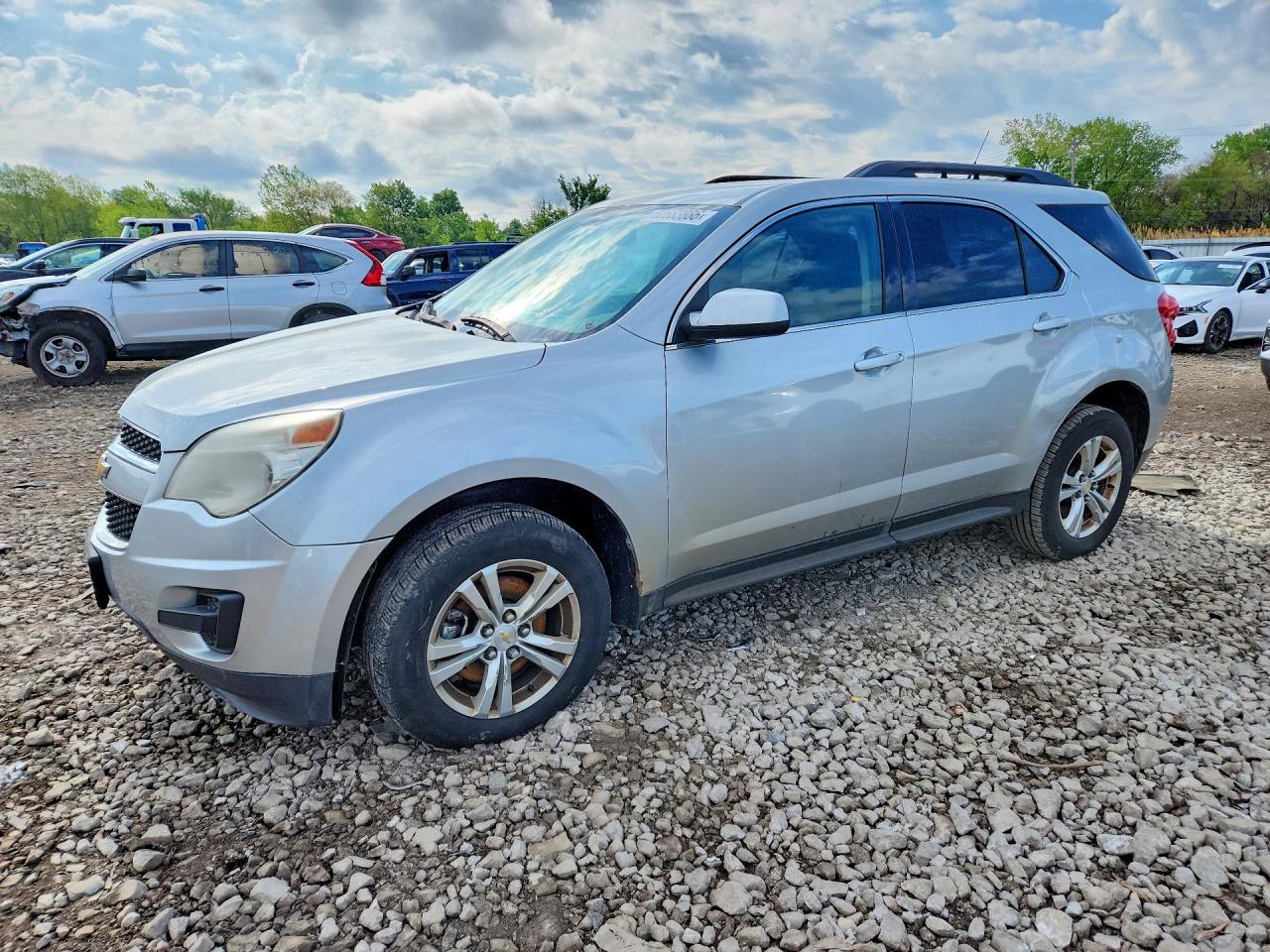 Salvage Chevrolet Equinox Image