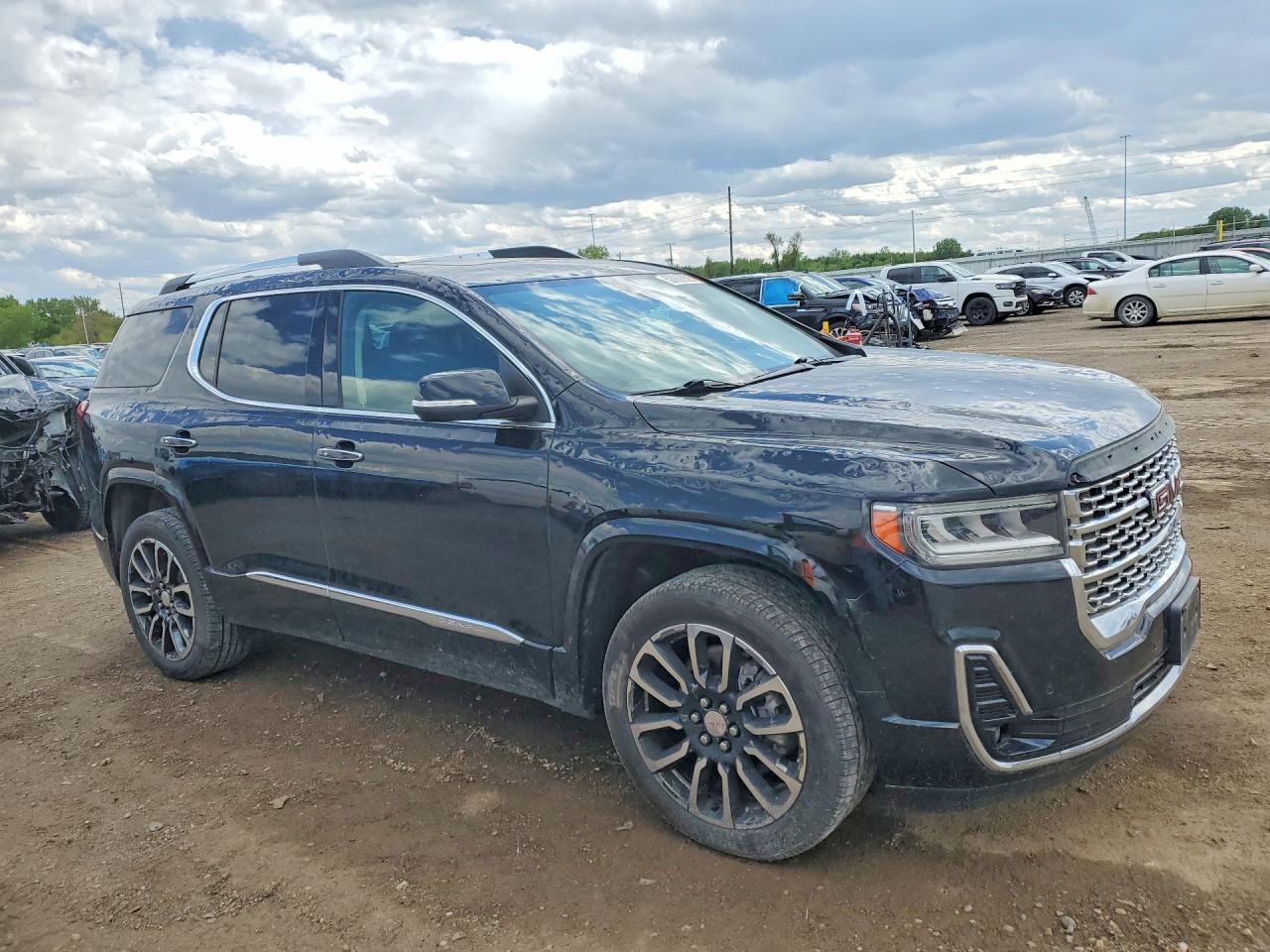 GMC Acadia Denali
