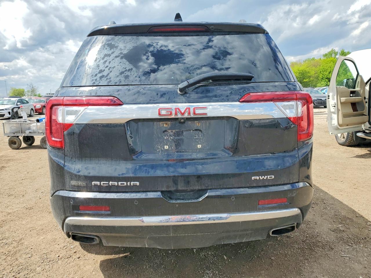 GMC Acadia Denali