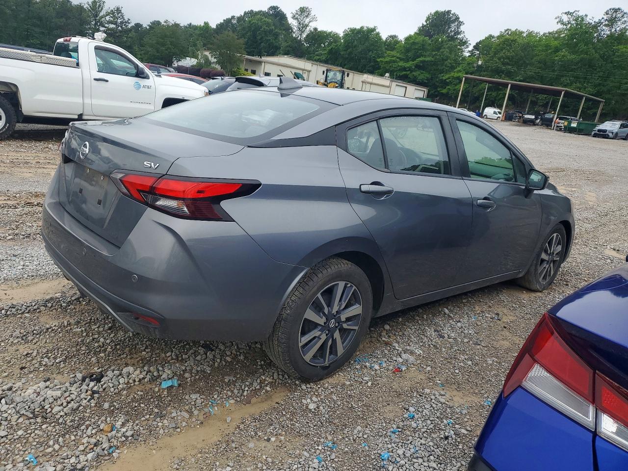 Nissan Versa Sv