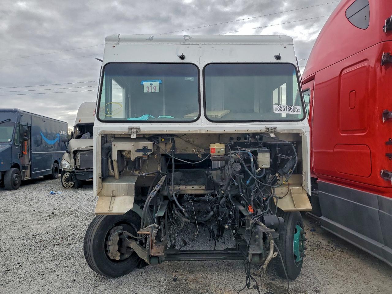 Workhorse Custom Chassis W72